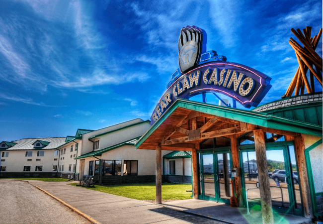 Bear Claw Casino & Hotel exterior 