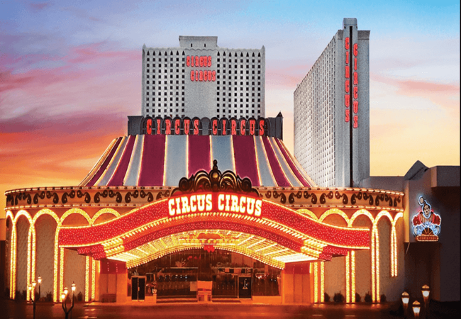 Circus Circus Hotel and Casino Evening