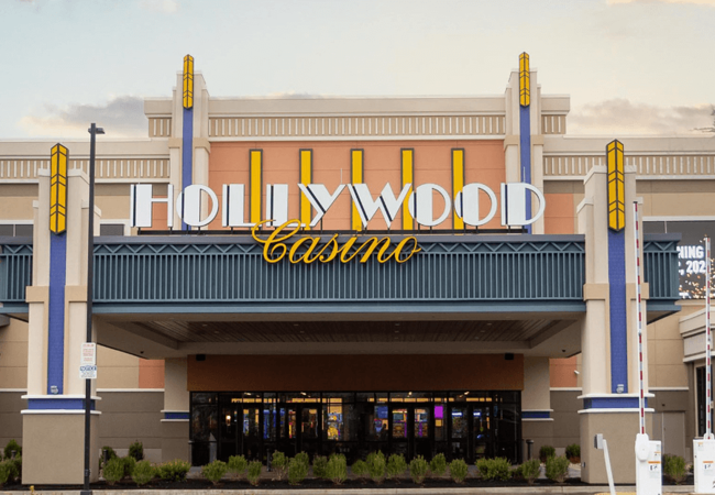 Hollywood Casino Morgantow Front View 