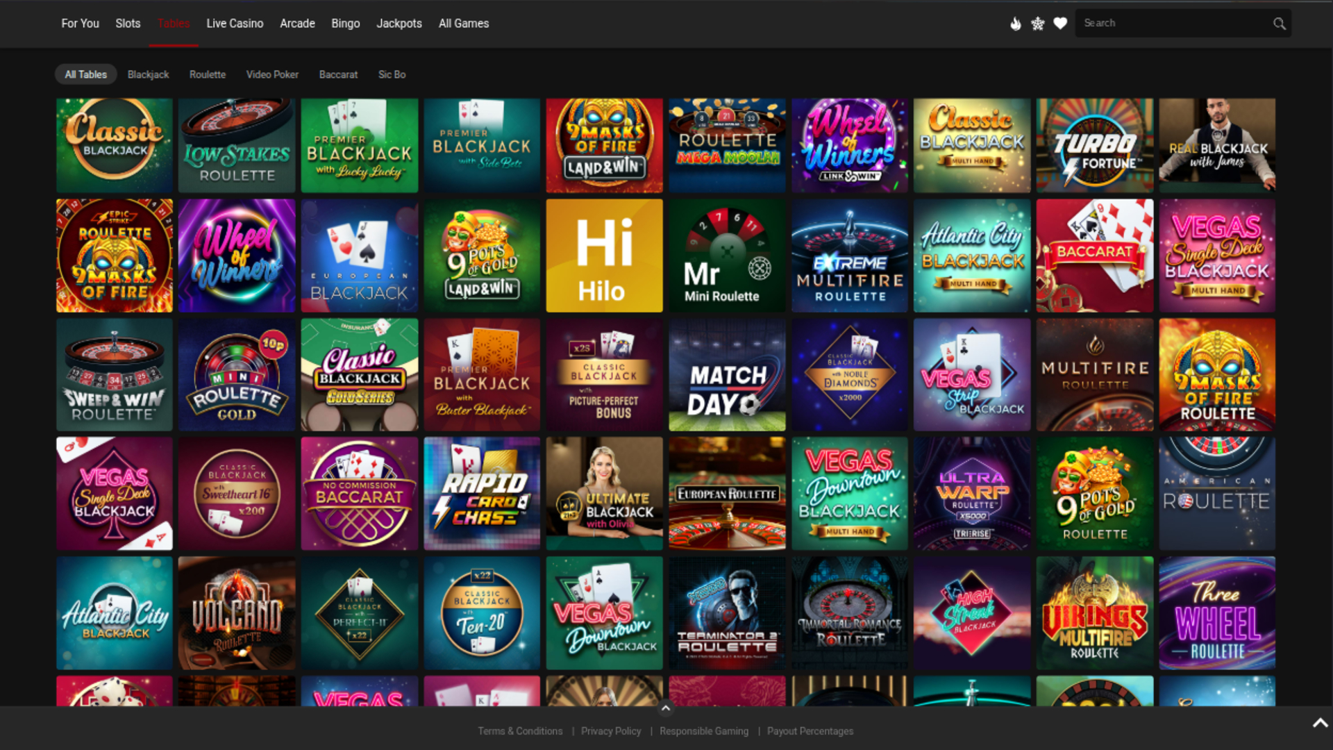 Tables de bureau de 7 Sultans Casino