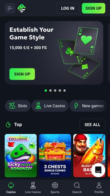 Главная страница мобильного приложения казино LuckyWave