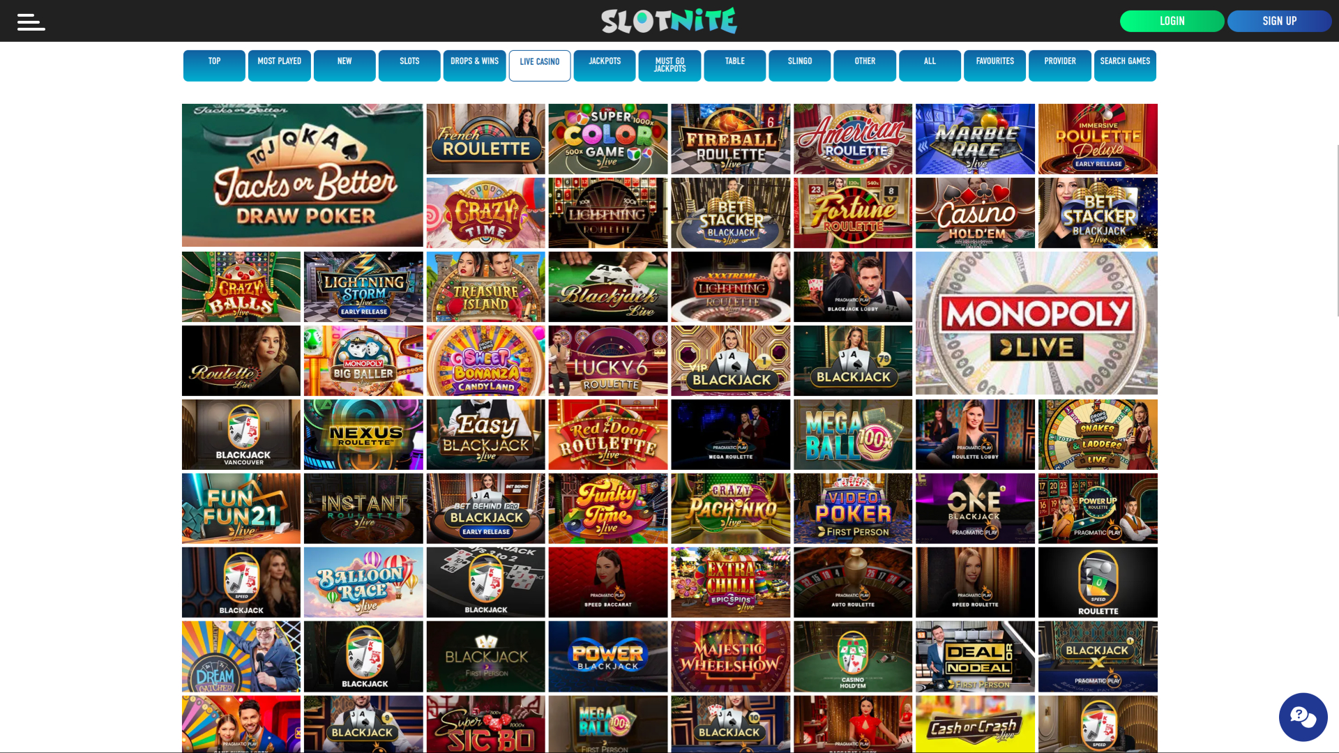 Croupier en direct de bureau de Slotnite Casino