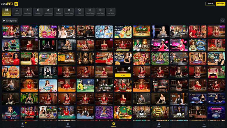 Croupier en direct de bureau de BetaBet Casino