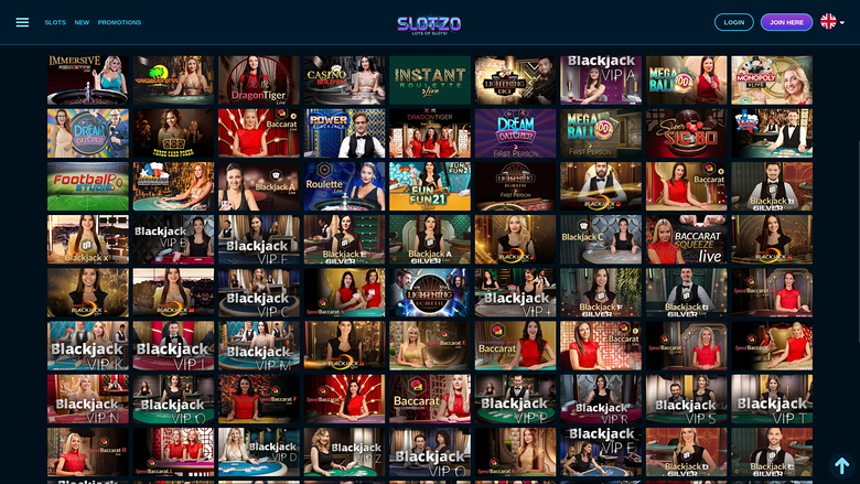 Croupier en direct de bureau de Slotzo Casino