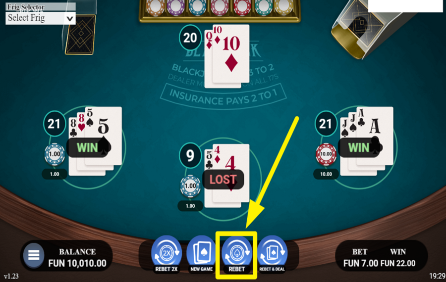 Blackjack Royale RÉPÉTEZ VOTRE DERNIER PARI.