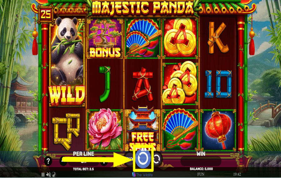 Majestic Panda DREHEN SIE FÜR BELOHNUNGEN.