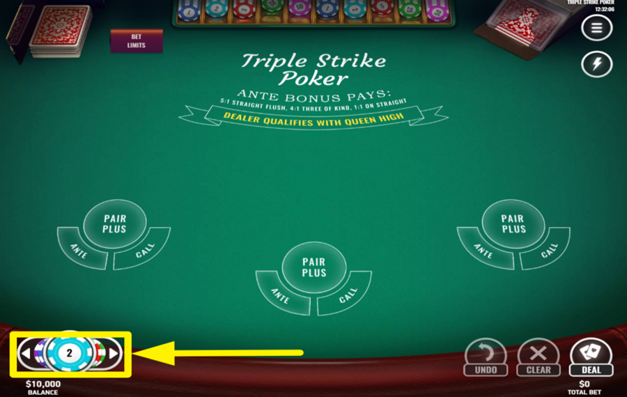 Triple Strike Poker CHOISISSEZ VOTRE PARI.