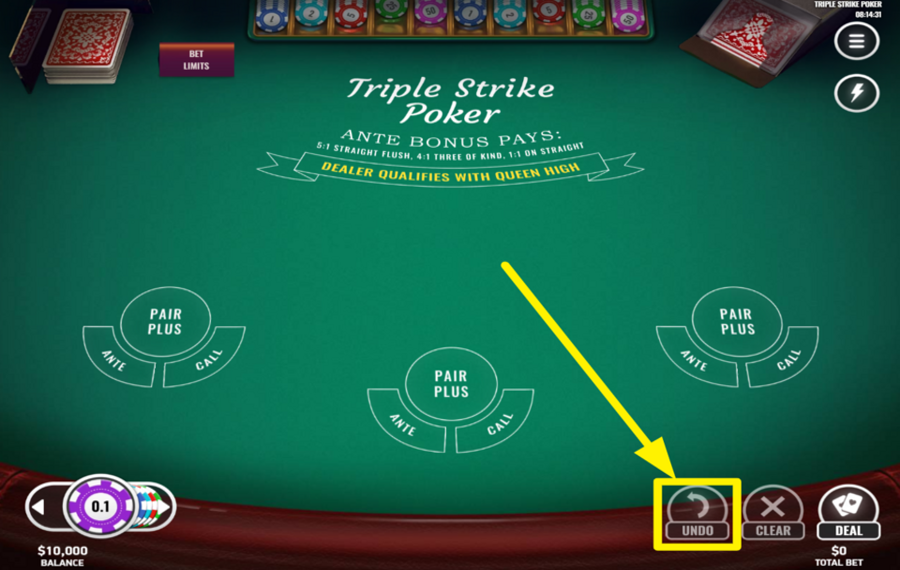 Triple Strike Poker ANNULER LA DERNIÈRE SÉLECTION.