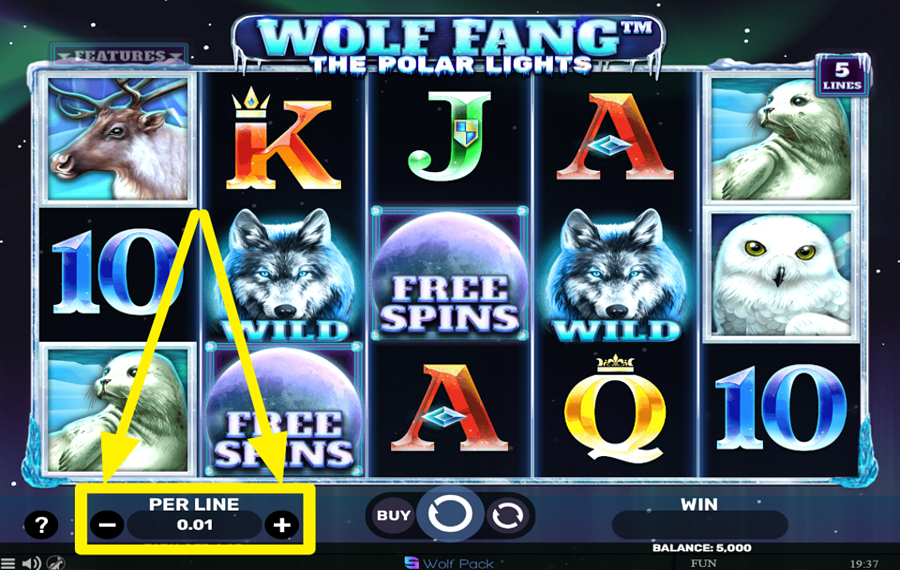 Wolf Fang The Polar Lights SET YOUR BET PER LINE.