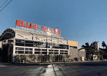 Ellis Island Hotel Outside View 1 