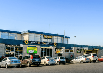 Top of the Town Hotel Motel Front 