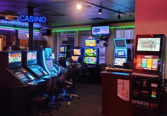 Claim Jumper Casino Restaurant and Lounge Gambling Room 