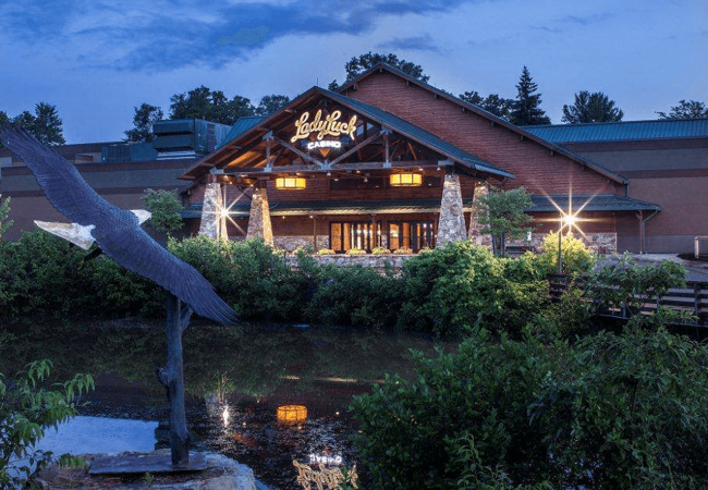 Lady Luck Casino Nemacolin Outside View 