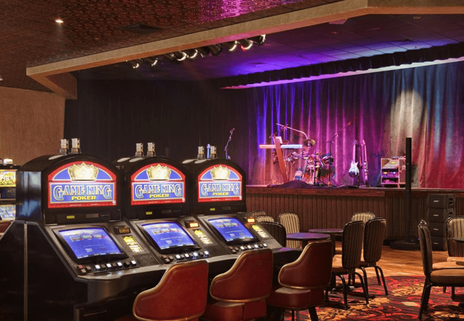 Maverick Hotel and Casino by Red Lion Hotels Slot Machines 