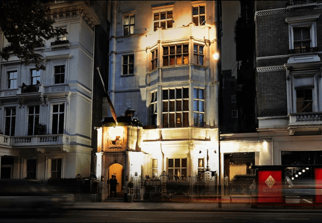 Maxims Club Casino exterior 