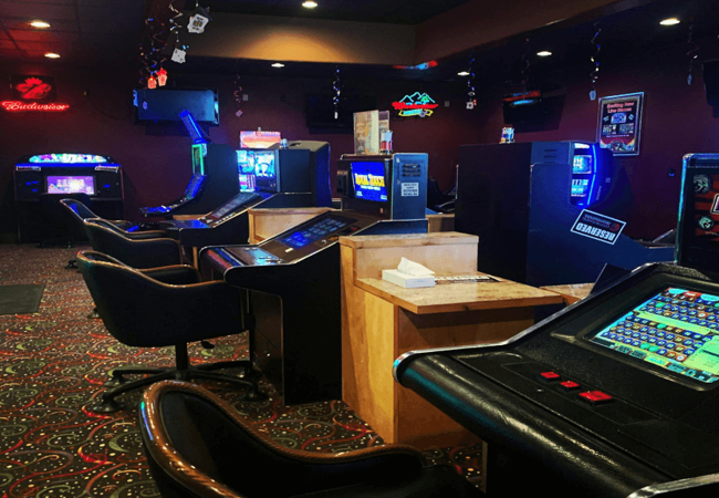 Money Train Casino & Lounge Gambling Machines