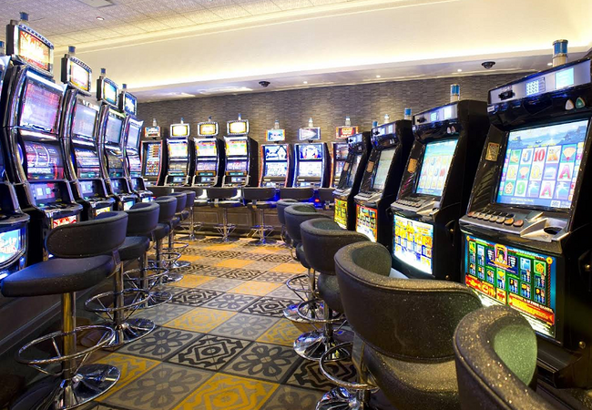 mykonos casino slots machine 