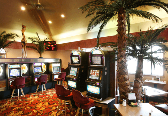 Oasis Casino And Restaurant Slot Machines 