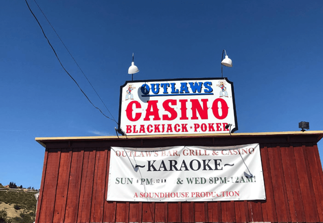 Outlaws Bar Grill and Casino Outside View 