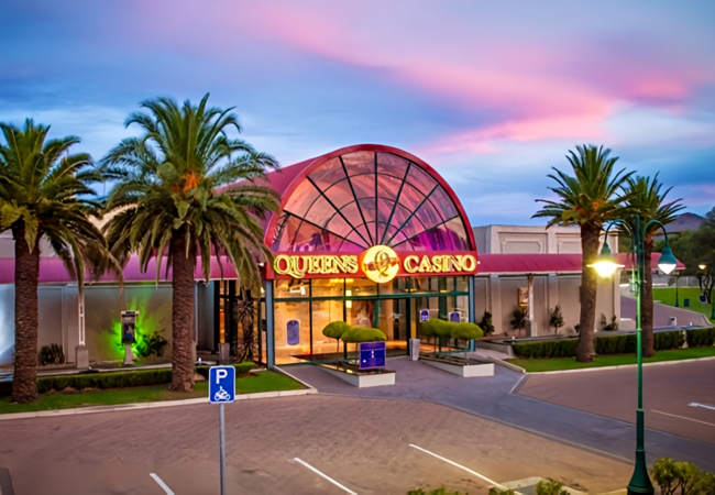 Queens Casino entrance 