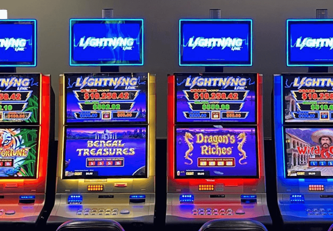 Rail City Casino Lightning Link 