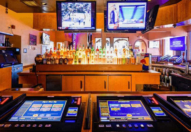 The Greens Gaming And Dining Games Bar 