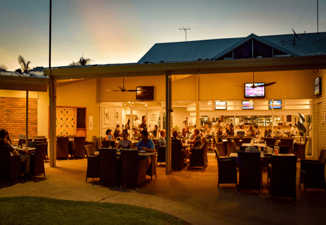 The Maraboon Tavern Lounge 